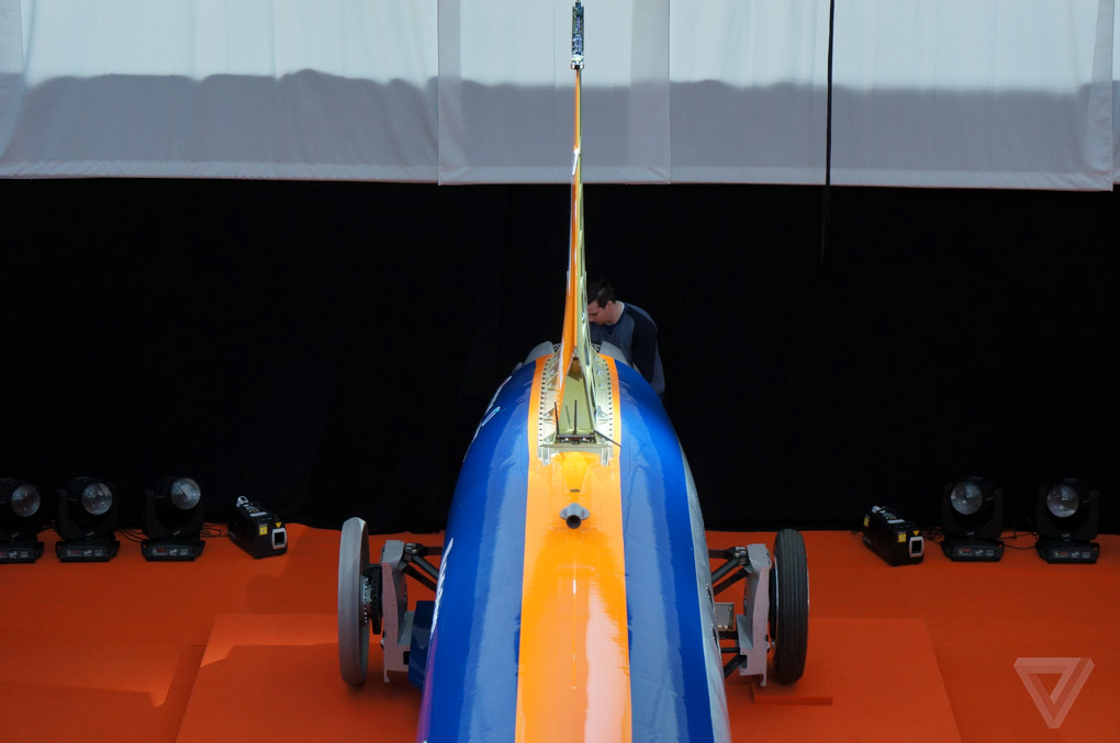 گالری عکس: یک موشک چرخدار با سرعت 1609 کیلومتر در ساعت