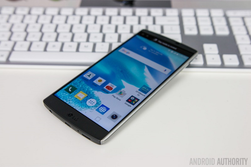 گالری عکس: نگاهی به  V10، هیولای جدید ال‌جی که دو صفحه‌نمایش دارد