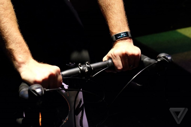 گالری عکس: دستبند جدید مایکروسافت؛ زیباتر با قابلیت‌های بیشتر 