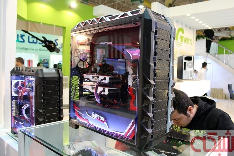 گالری عکس: جشنواره اورکلاک و کیسهای مُد در غرفه گرین الکامپ 2015