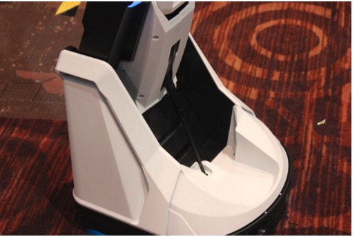 CES 2016: روبات پروژکتوری که راه میرود و تغییر شکل میدهد + عکس و فیلم