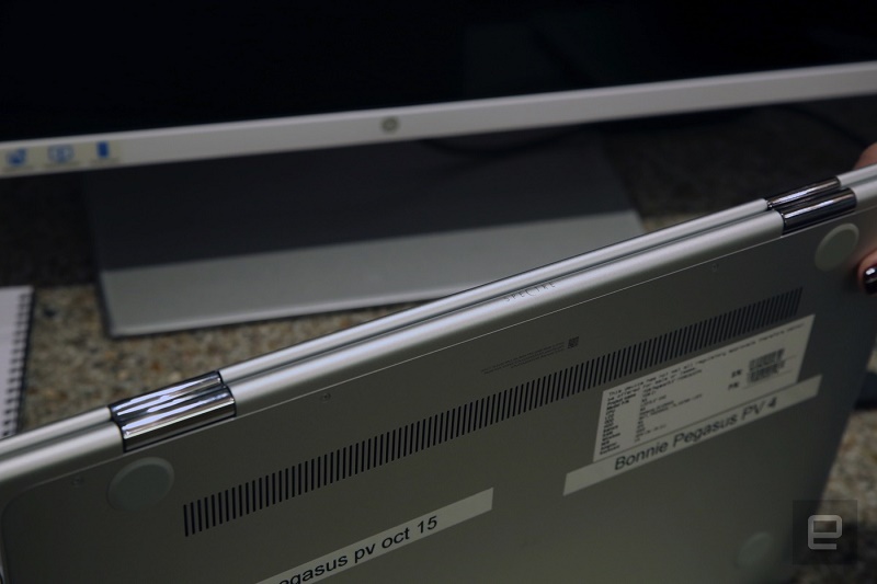 گالری عکس CES 2016: نوت‌بوک رده بالای اسپکتر x360 با صفحه‌نمایش 4K