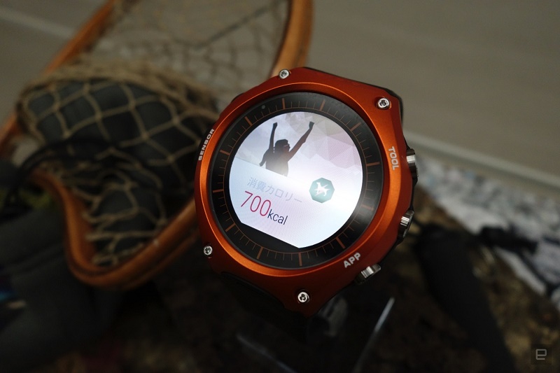 CES 2016: اولین ساعت هوشمند کاسیو + گالری عکس