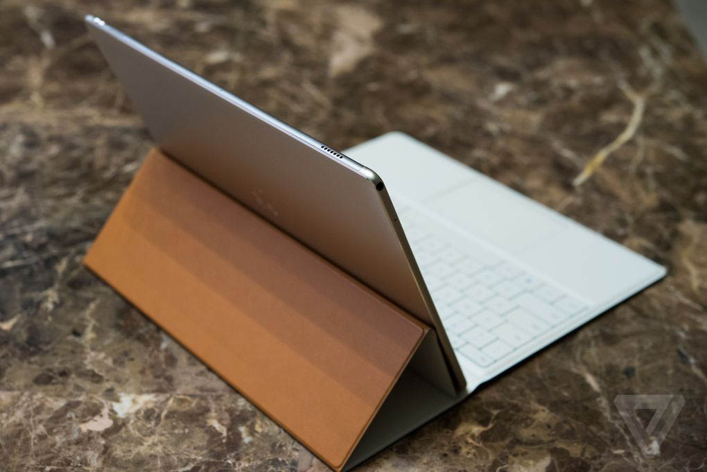 گالری عکس: اولین تبلت دو کاره ویندوز 10 هواوی