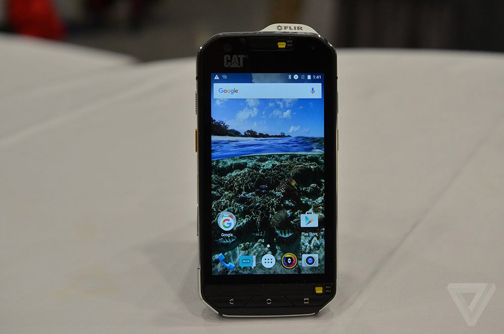 گالری عکس: اولین گوشی جهان با دوربین حرارتی