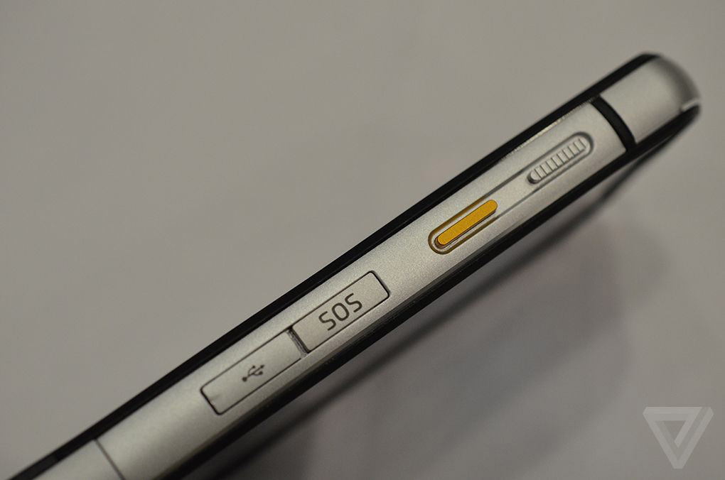 گالری عکس: اولین گوشی جهان با دوربین حرارتی