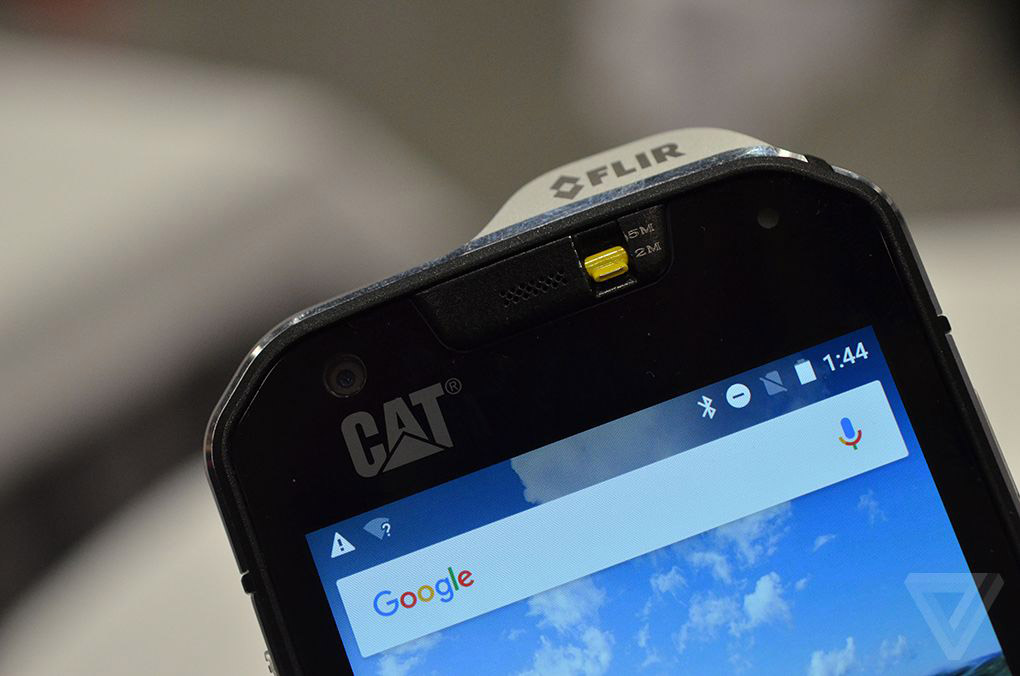 گالری عکس: اولین گوشی جهان با دوربین حرارتی