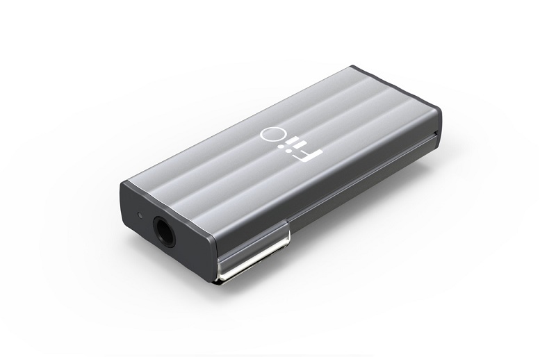 گالری عکس: گجتی که هم کانورتر دیجیتال است و هم آمپلیفایر هدفون