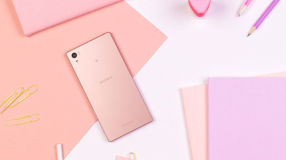 اولین تلفن هوشمند 4K جهان با رنگ صورتی عرضه شد + گالری عکس