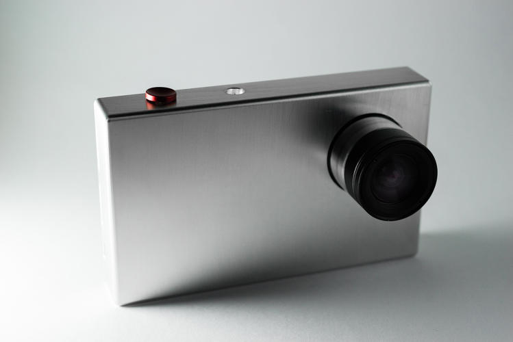 با این دوربین کوچک از فضا عکس‌های فوق‌العاده‌ای بگیرید + گالری عکس