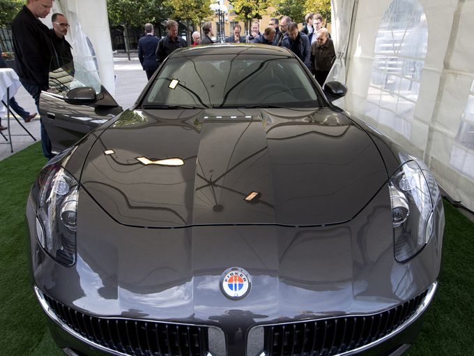 گالری عکس و ویدیوی خودروی کارمای جدید هیبریدی با سقف خورشیدی