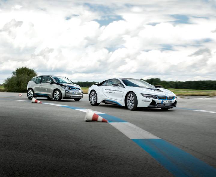 خودروی i8 بی‌ام‌و تمام الکتریکی و دوست‌دار محیط‌زیست است + گالری عکس