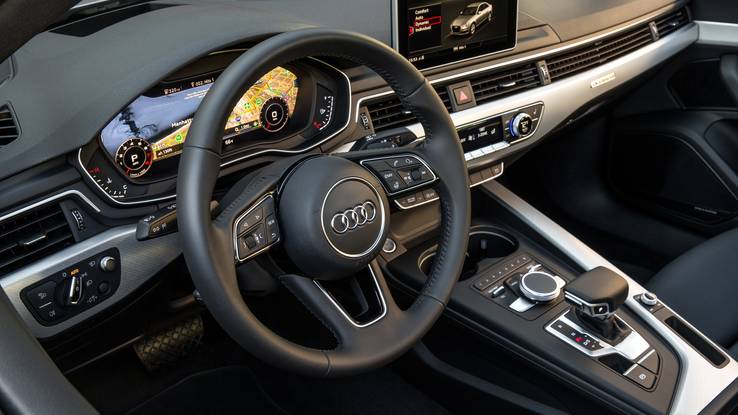 خودروهای آئودی با سیستمهای ترافیک شهری گپ میزنند + گالری عکس