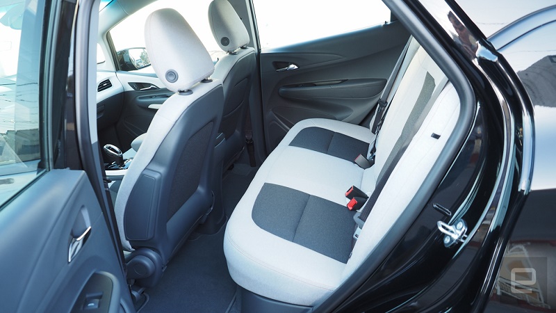 سرانجام شورلت قیمت خودروی الکتریکی بولت را اعلام کرد + گالری عکس