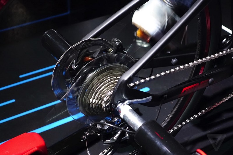 گالری عکس: دوچرخه الکتریکی متصل به اینترنت با صفحهنمایش اندرویدی