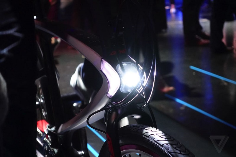 گالری عکس: دوچرخه الکتریکی متصل به اینترنت با صفحهنمایش اندرویدی