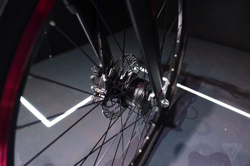 گالری عکس: دوچرخه الکتریکی متصل به اینترنت با صفحهنمایش اندرویدی