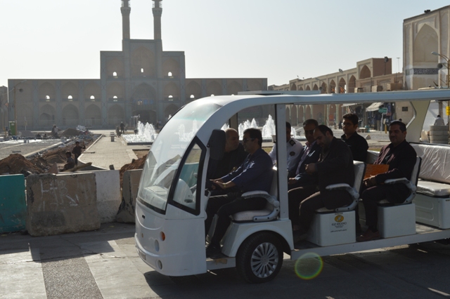 اولین خودروی برقی گردشگری یزد افتتاح شد + عکس