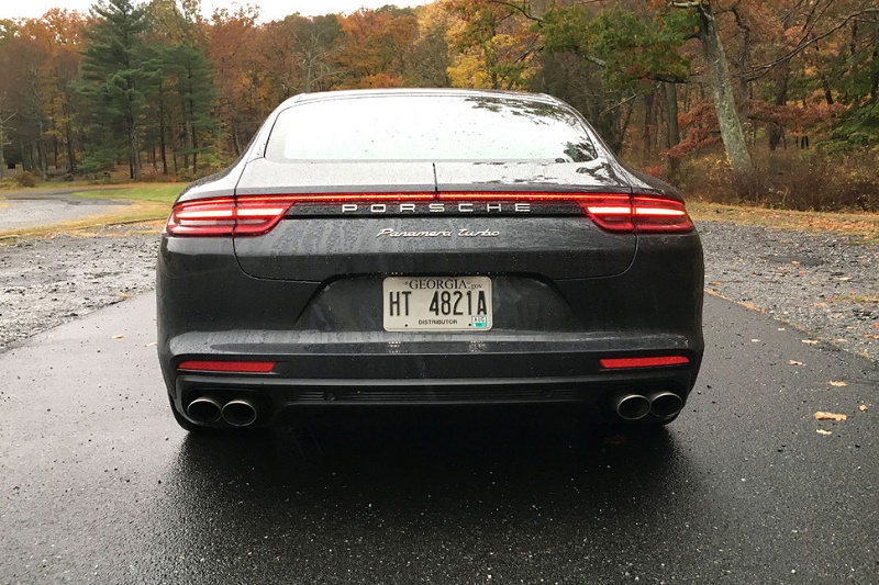 پورشه پانامرای مدل 2017 را بیشتر بشناسید + گالری عکس