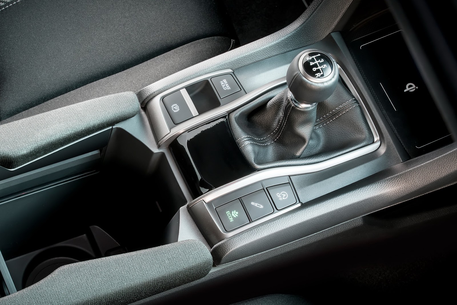 معرفی هوندا سیویک هاچبک ۲۰۱۷ + عکس و قیمت