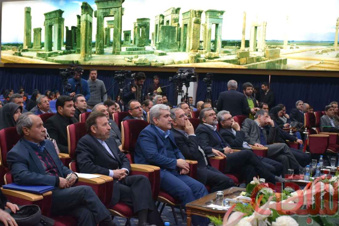 گالری عکس: افتتاحیه نمایشگاه الکامپ ۲۲