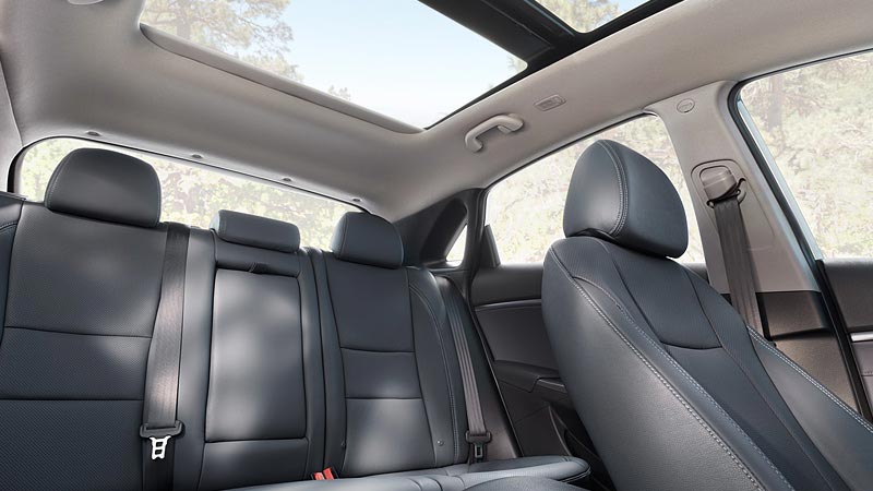 هیوندای الانترا هاچبک رونمایی شد + عکس و مشخصات