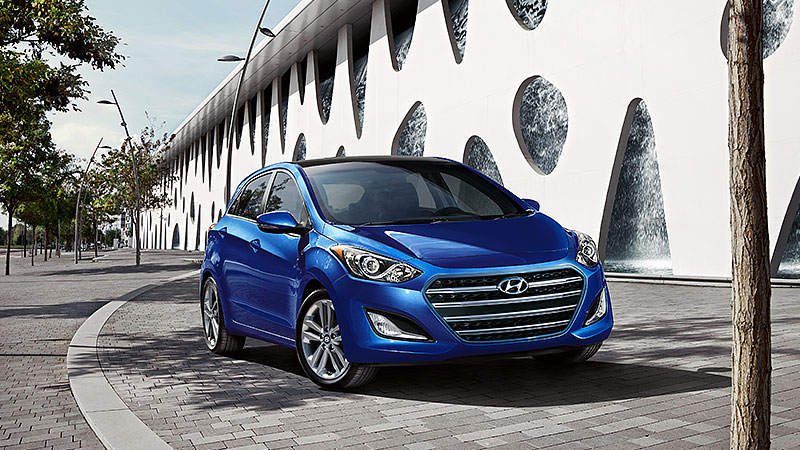 هیوندای الانترا هاچبک رونمایی شد + عکس و مشخصات