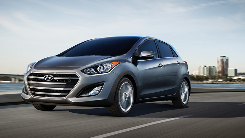 هیوندای الانترا هاچبک رونمایی شد + عکس و مشخصات