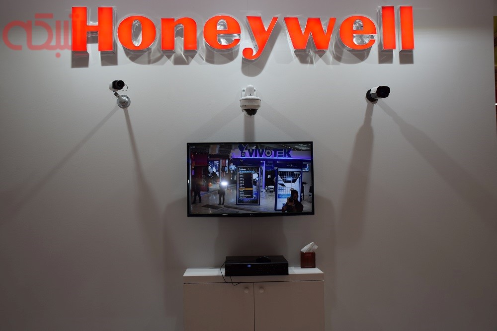 گزارش تصویری: گشتی در  نمایشگاه ایپاس شانزدهم