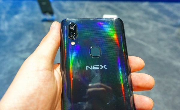 گوشی Vivo NEX با طراحی بی‌نظیر در راه است + تصاویر