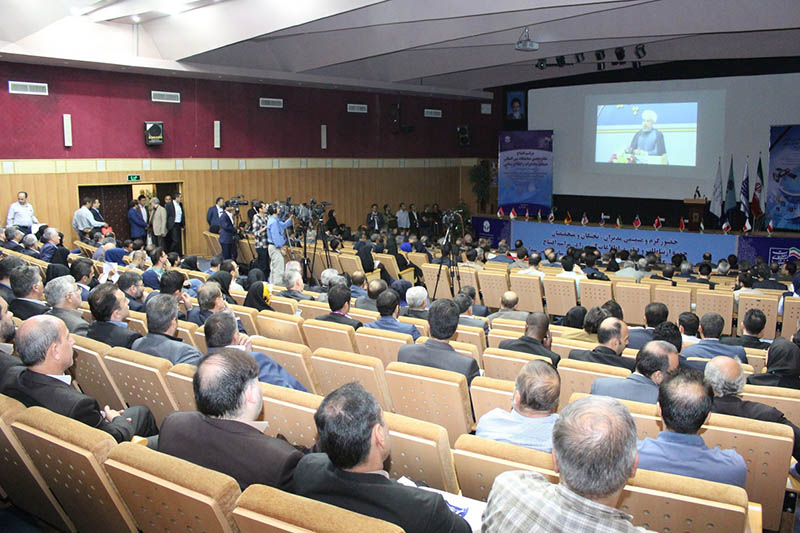 نمایشگاه ایران تلکام 2015 آغاز به کار کرد