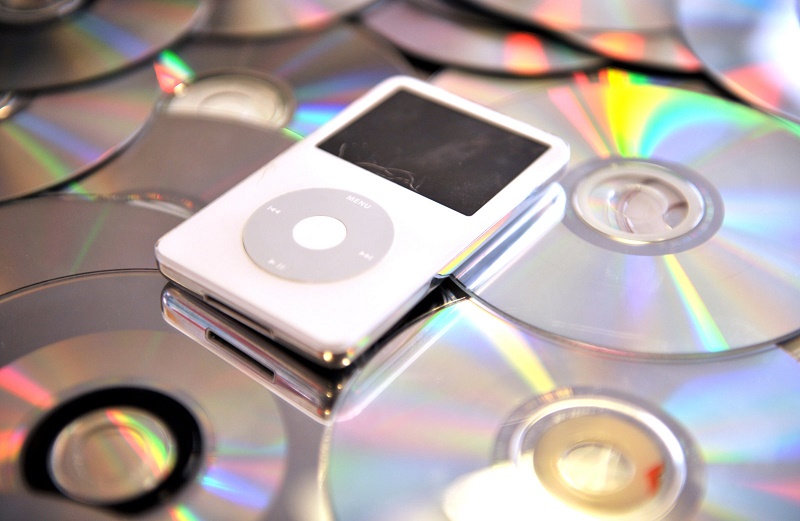وداع با دوست‌داشتنی‌ترین فرمت موسیقی دنیا: MP3 رسما بازنشسته شد