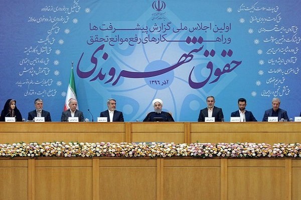 روحانی: دست وزیر روی دکمه فیلترینگ نخواهد رفت