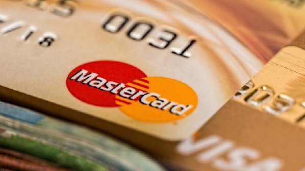 شرکت پست متولی صدور «مستر کارت» برای ایرانیان شد