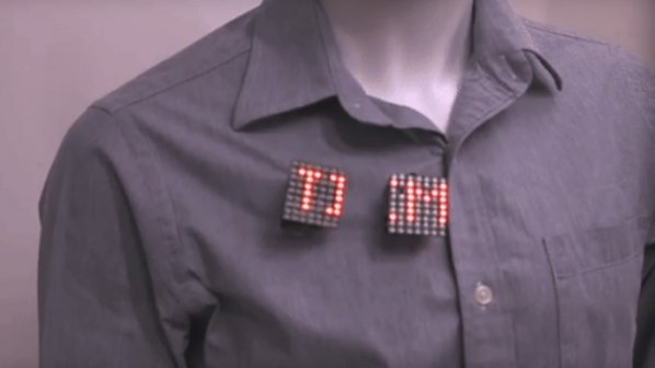 roveable روباتی که روی لباس شما می‌خزد!