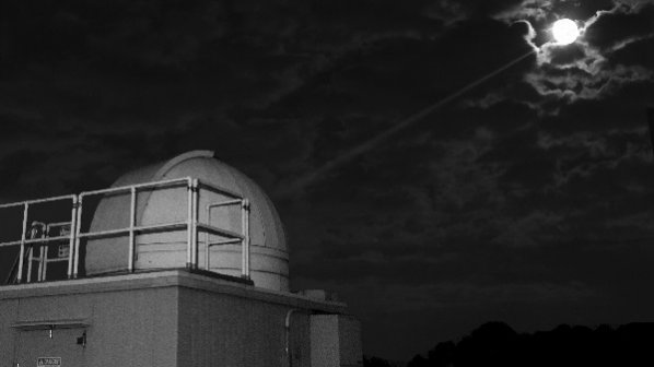 با این لیزر جدید میتوان زمان را دقیقتر اندازهگیری کرد