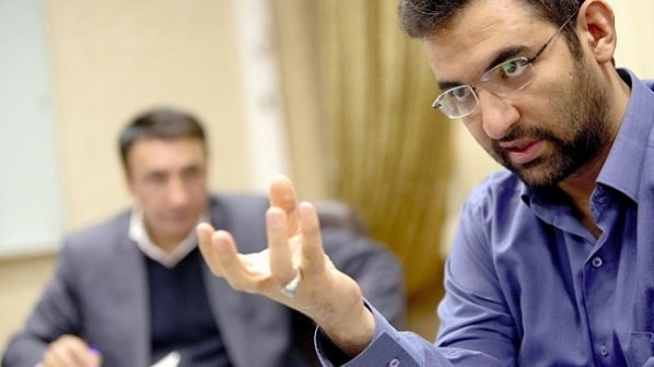 آذری جهرمی: پیامک‌های تبلیغاتی مزاحم آرامش مردم