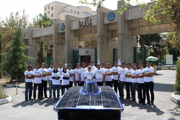 خودروی خورشیدی ایرانی غزال 3 سفر پاک خود را آغاز کرد