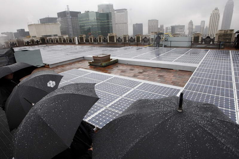 سلول‎های خورشیدی که از قطرات باران برق تولید می‎کنند 