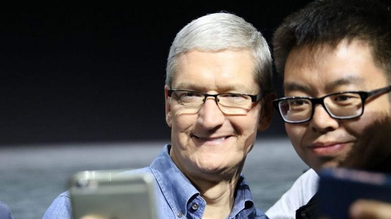 تیم کوک به عنوان سرپرست و مدیر مستقل شرکت نایک انتخاب شد