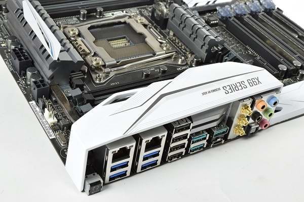 بررسی اختصاصی: نگاهی به مادربرد سرور X99-Deluxe II ایسوس