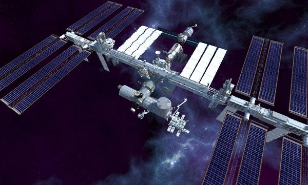 با هدست‌های واقعیت مجازی به ایستگاه بین‌المللی فضایی سفر کنید