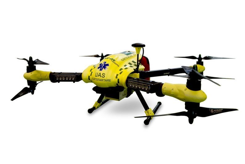 برای اولین بار پهبادها به افراد سکته قلبی کمک می‌کنند