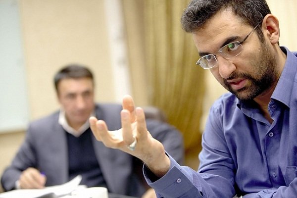 جهرمی: حذف اپلیکیشن‌های ایرانی از اپ‌استور یک سوءتفاهم است!