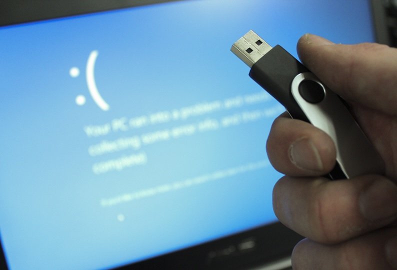 چگونه یک دیسک نجات در ویندوز 10 ایجاد و از آن استفاده کنیم؟