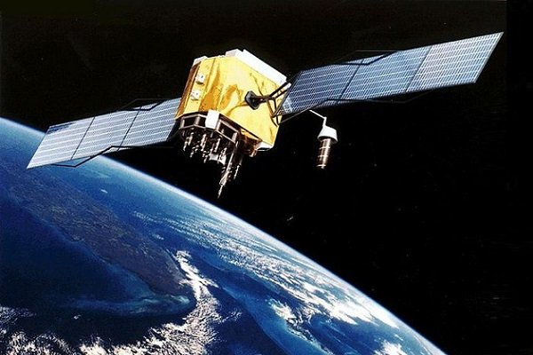 راه‌اندازی منظومه ماهواره‌های مخابراتی ایران