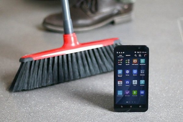 تمام اپ‌های غیرضروری را از روی دستگاه‌ اندرویدی پاک کنید (بدون روت کردن)