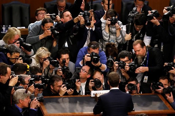 مدیرعامل فیسبوک: مسئولیت همه اتفاقاتی که رخ داده با من است 