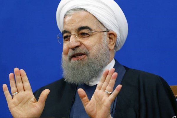 رئیس جمهور: دولت از دسترسی مردم به فضای مجازی حراست میکند
