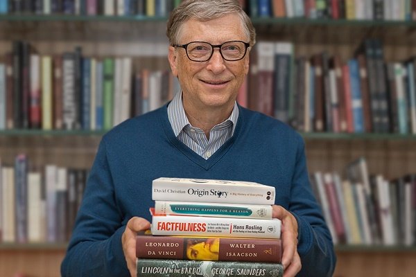 بیل گیتس این 5 کتاب را برای تابستان امسال به‌شما پیشنهاد می‌کند